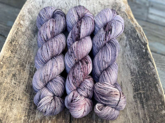 Andrahandssortering!!!  Merinosock - Blueberry swirl