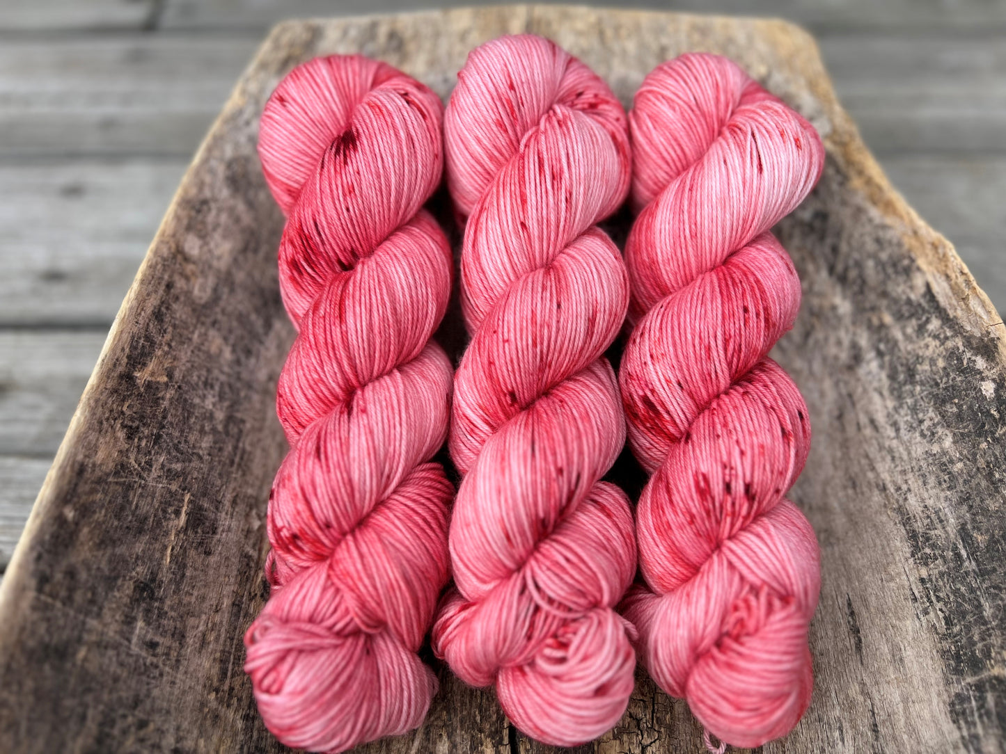 Merinosock - Red magnolia