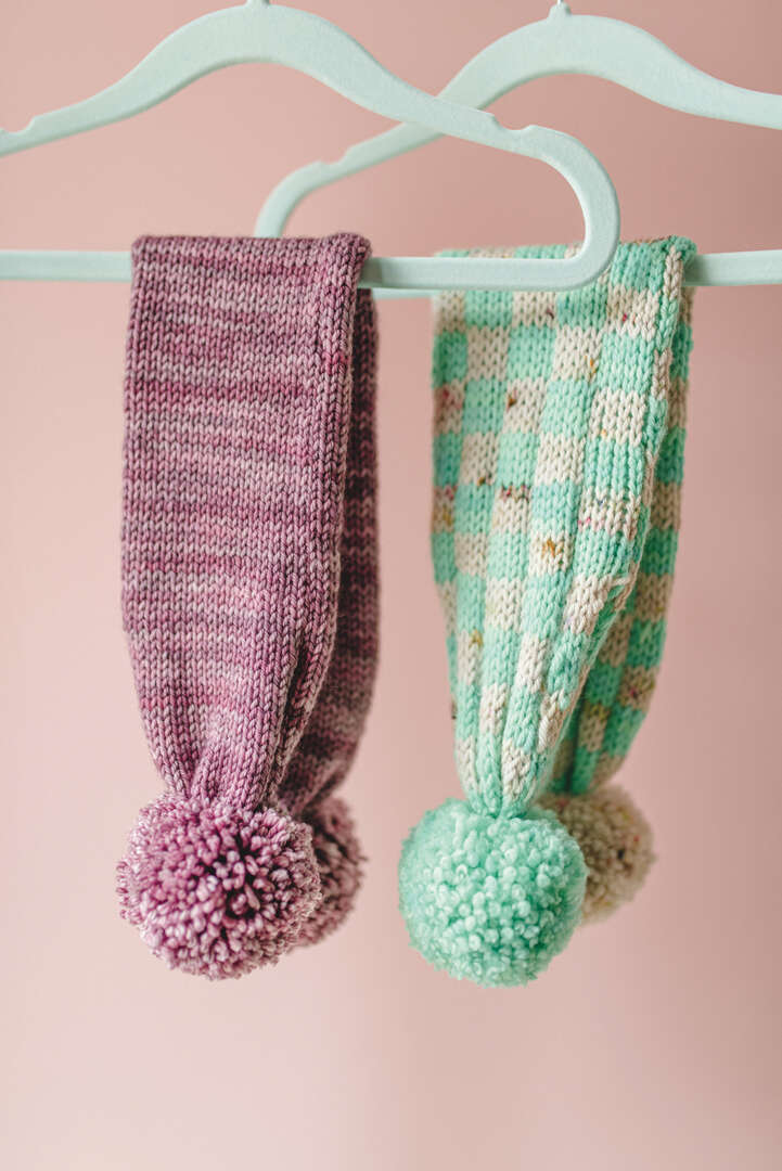 Pom Pom MINI POM Happy Knits for Little Kids