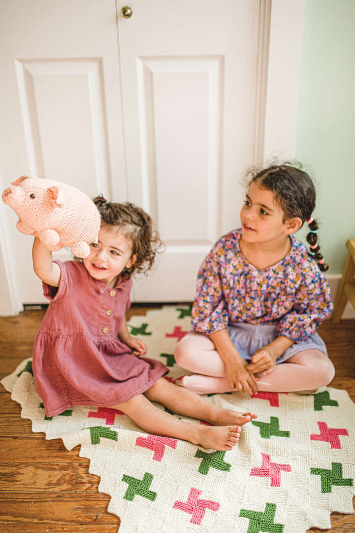 Pom Pom MINI POM Happy Knits for Little Kids