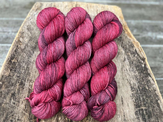 DK - Merinosock DK - Black cherry