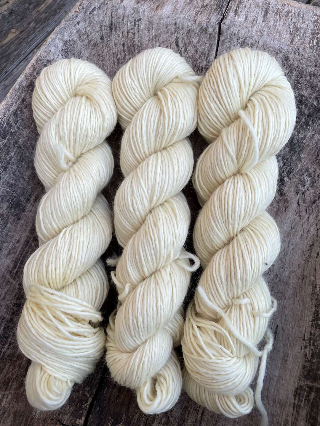 Yarn for dyeing - Merino single 200m/100 grams