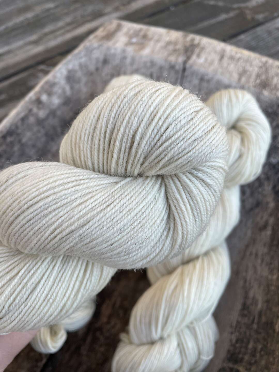 Yarn for dyeing - Untreated highland wool 300 meters