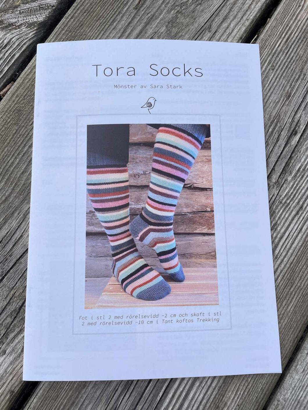 Mönster Sara Stark Blackbirdknits Tora socks